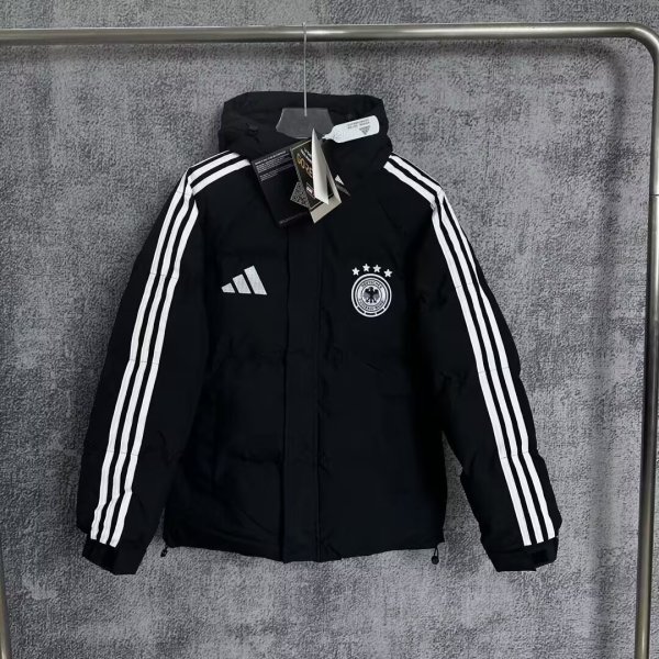 Germany Windbreaker  Cotton clothing Jacket Black  White 1:1 Quality Soccer Jersey  25-26