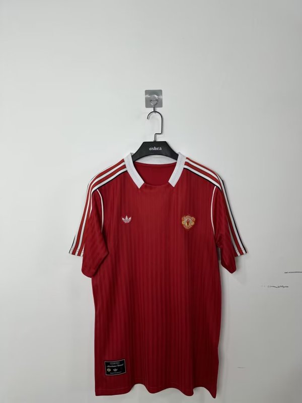 Manchester Unite  Retro Fans 1:1 Quality Soccer Jersey    25-26