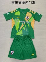 River Plate goalkeeper kids  1:1 Quality Soccer Jersey   24-25
