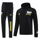 Juventus  Hoodies jacket suite have hat  25-26