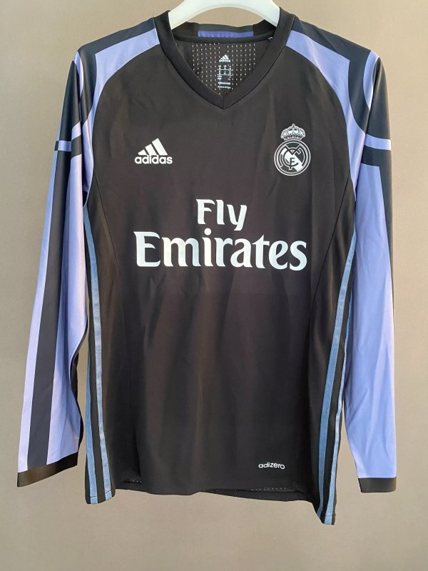 Retro Real Madrid third away player long 1:1 Quality Soccer Jersey  2016-2017