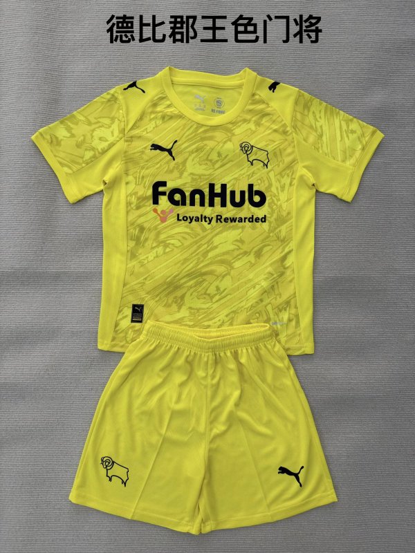 Derby County Goalkeeper Fans 1:1 Quality Soccer Jersey   25-26 (kids and man )