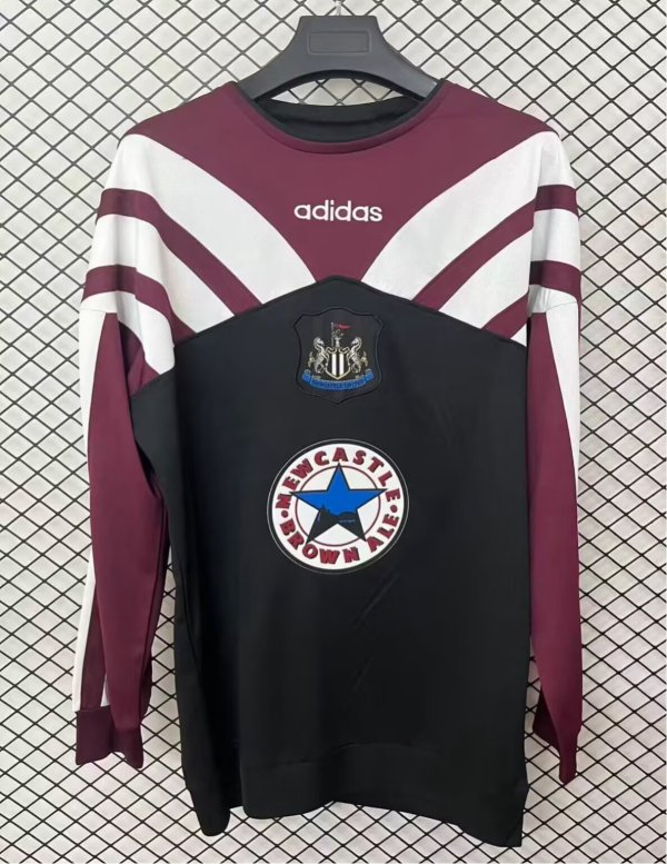 Retro Newcastle Hoodie Red Black Jacket  Tracksuit  1:1 Quality Soccer Jersey  25-26