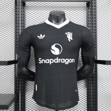 Manchester United goalkeeper  Player 1:1 Quality Soccer Jersey   24-25