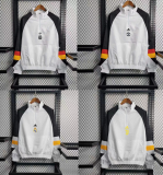 Real Madrid  Juventus Arsenal  Manchester United    Flamengo  Bayern Munich  Sao Paulo half  Windbreaker 1:1 25-26
