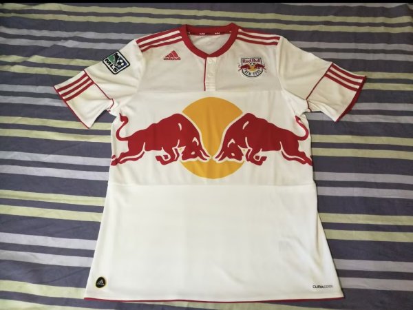 Retro New York City home  Fans 1:1 Quality Soccer Jersey    2010