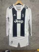Retro Juventus home Kids  2018-2019