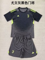 Juventus  Goalkeeper Fans  (Kids and Man)  1:1 Quality Soccer Jersey  25-26