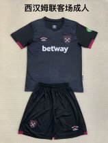 West Ham away kids  24-25