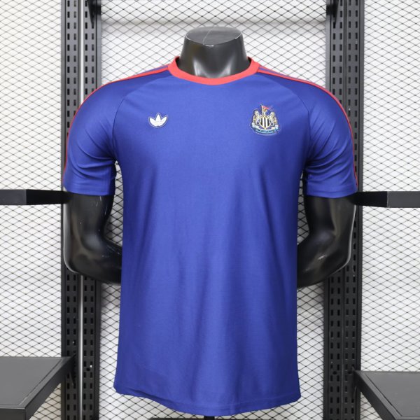 Retro Newcastle T-shirt Player 1:1 Quality Soccer Jersey 26-27