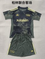 Union Berlin Away Fans (kids and man ) 1:1 Quality Soccer Jersey  25-26