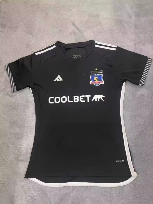Colo-Colo away women Fans  24-25