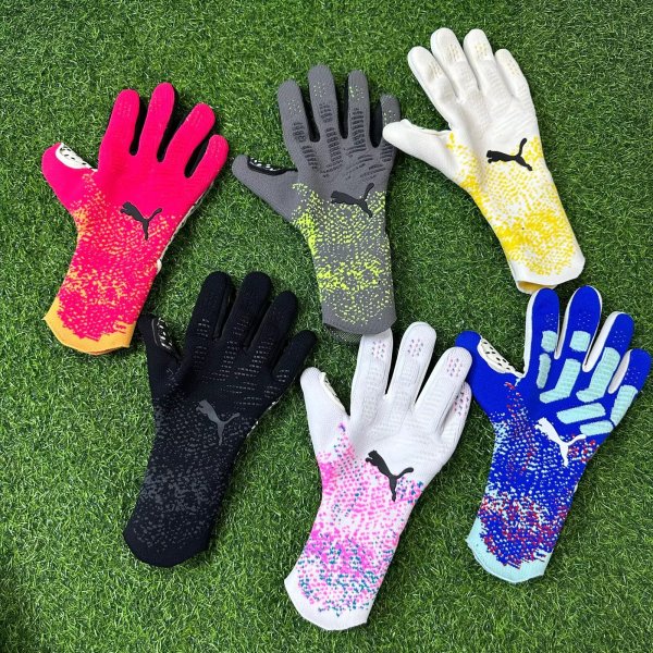 Puma  glove