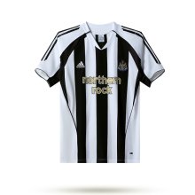Retro Newcastle home Fans  1:1 Quality Soccer Jersey   2004-2006