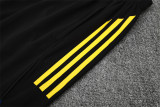 Manchester United Training  Fans Kits  1:1 Quality Soccer Jersey 25-26 (Kids And Man )