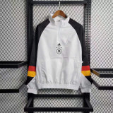 Real Madrid  Juventus Arsenal  Manchester United    Flamengo  Bayern Munich  Sao Paulo half  Windbreaker 1:1 25-26