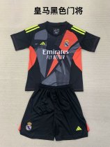 Real Madrid goalkeeper kids 1:1 Quality Soccer Jersey  24-25