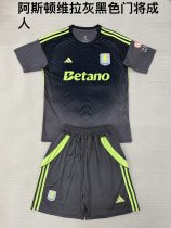 Aston Villa Goalkeeper Fans  (Kids and Man)  1:1 Quality Soccer Jersey  25-26