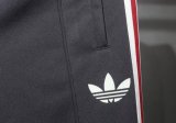 Manchester United   Retro clover  Windbreaker  jacket   red 25-26 set