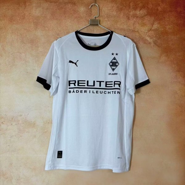 Monchengladbach  Home Fans 1:1 Quality Soccer Jersey 25-26