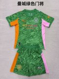 Manchester City Goalkeeper Fans  (Kids and Man)  1:1 Quality Soccer Jersey  25-26