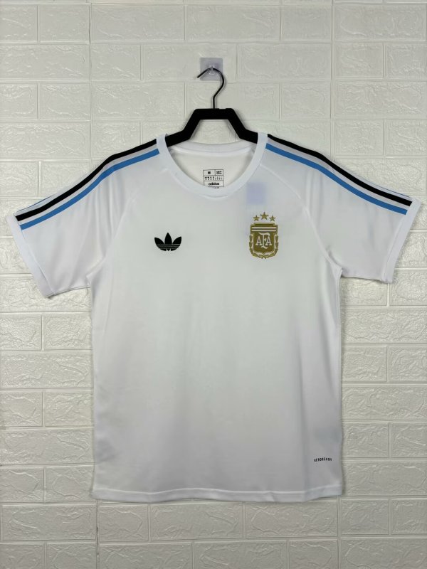 Argentina  t-shirt White  Fans 2005