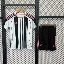 Juventus Home With Pants Sets  Fans  1:1 Quality Soccer Jersey   25-26