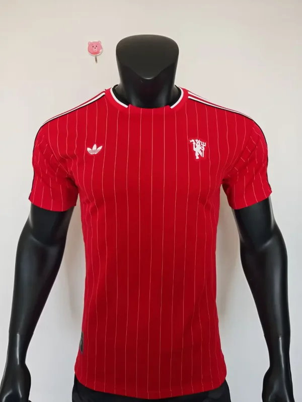 Manchester United  t-shirt Special Edition Player  Red 1:1 Quality Soccer Jersey    25-26