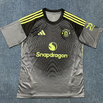 2025/26 M Utd Black Grey GK Fans Soccer Jersey