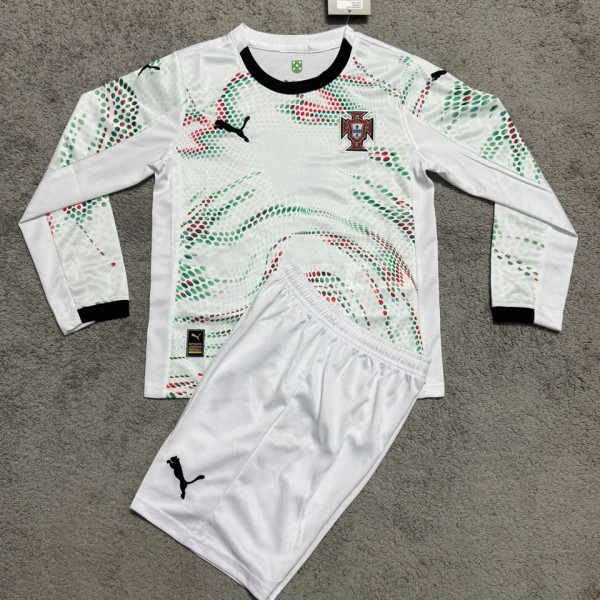2025/26 Portugal Away Kids Long Sleeve Soccer Jersey 长袖童装