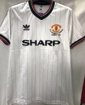 1983 M Utd FA CUP FINAL Retro Soccer Jersey