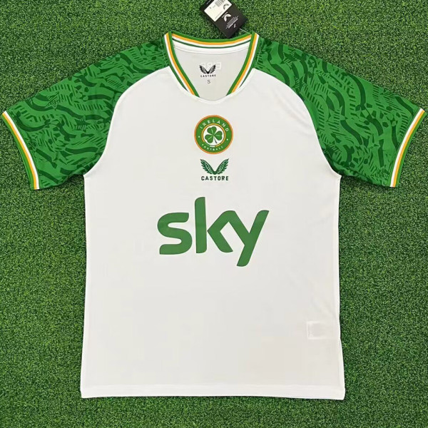 2024/25 Ireland White Fans Soccer Jersey