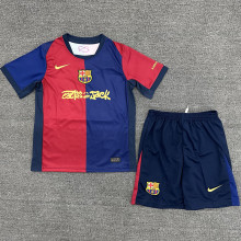 2024/25 BA x Travis Scott Home Kids Soccer Jersey   胸前 新广告