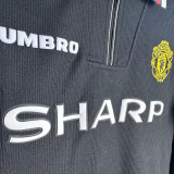1998/99 M Utd Black Retro Long Sleeve Soccer Jersey