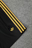 2025/26 M Utd Black Vest Training Jersey(A Set)