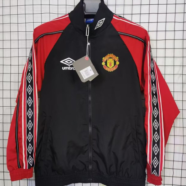 1998/1999 M Utd Red Retro Windbreaker