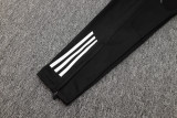 2024/25 M Utd Black Sweater Tracksuit