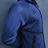 2026/27 England Double Layered Windbreaker  (Size is Slightly Small ,Please Purchase a Large Size)