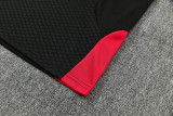 26-27 Man Utd Black Training Short Suit