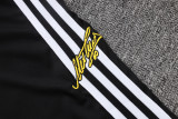26-27 JUV Black Half Pull Tracksuit #B26064(半拉链)