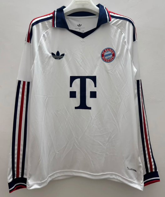 26/27 Bayern away long sleeved fan version