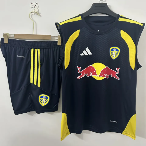 26-27 Leeds United Vest Training Soccer Jersey  (A Set)