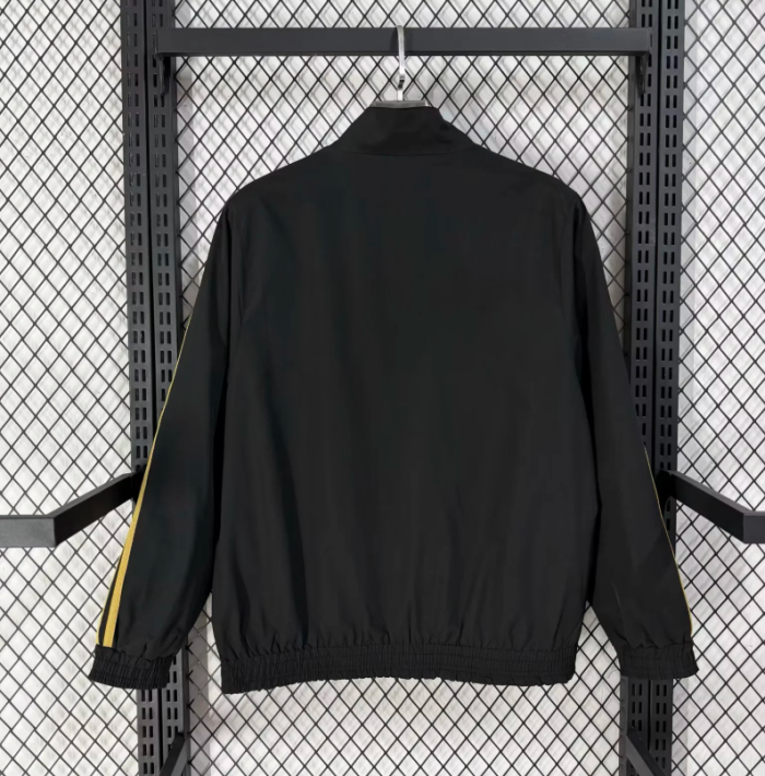 Manchester United Training Windbreaker 2025