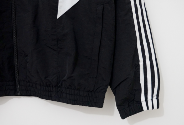 Manchester United Training Windbreaker 2025