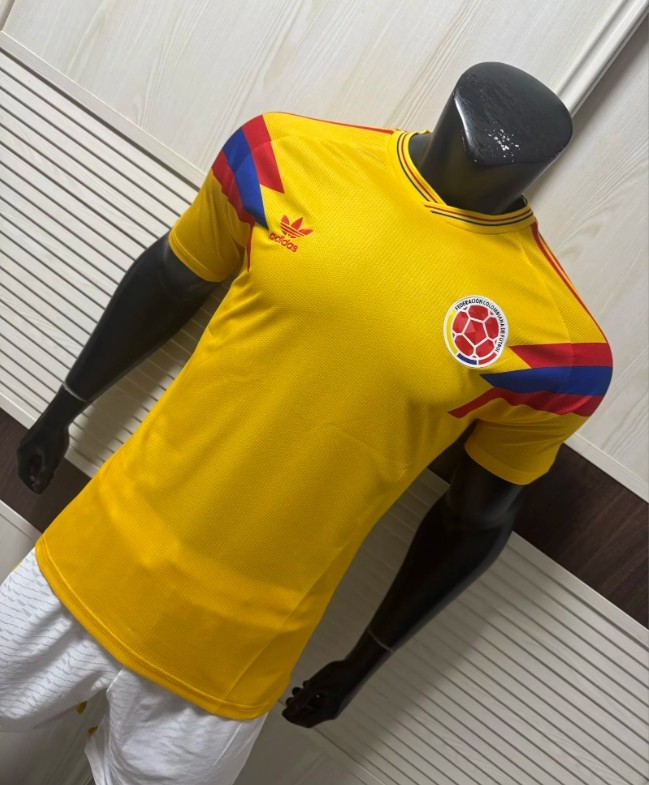Colombia 2025 Home Player Edition Classic Retro Men Jersey