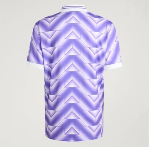 Real Madrid Lifestyle Retro Man Jersey 25/26