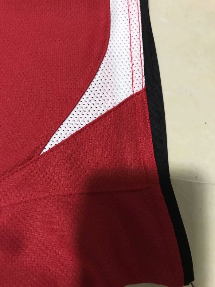 Manchester United Home Retro Jersey 04/06