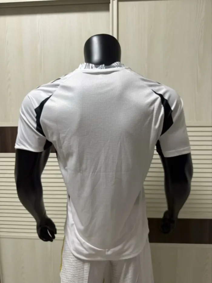 Real Madrid Special Player Jersey 25/26