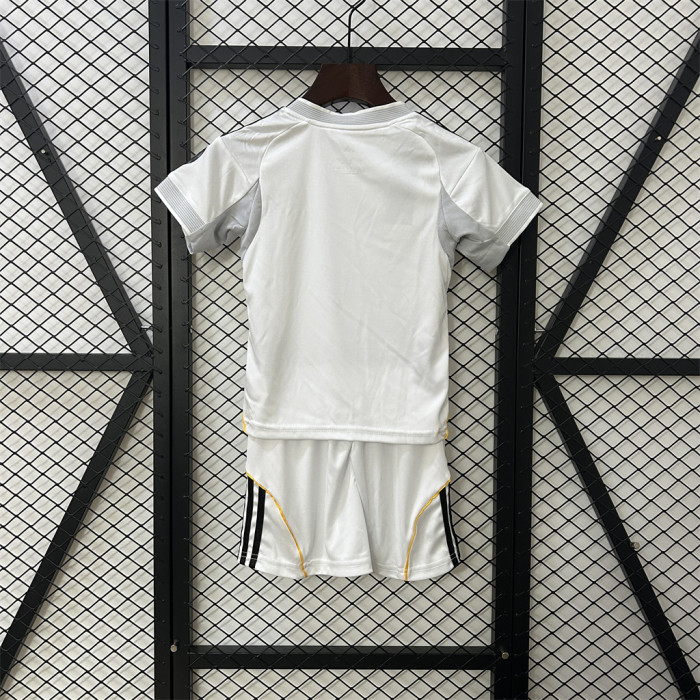 Real Madrid Home Kids Suit & Socks 25/26