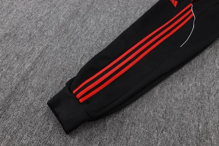 Liverpool Training Jacket  2025